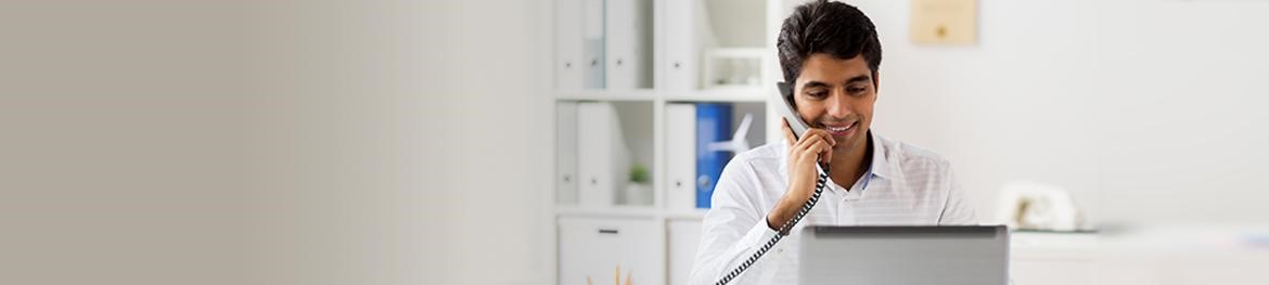 What is The Right Age to Buy Term Insurance Plan - banner image