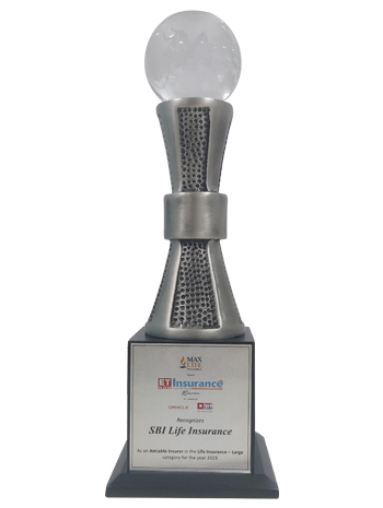 Amiable Insurer-Large Category' at the ETNow Insurance Summit and Awards 2023